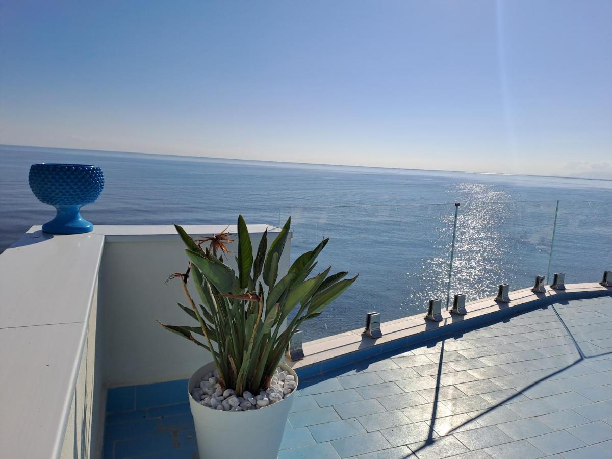 Blue Life, Sea-Luxury Rooms On The Beach Between Palermo And Cefalu' Кастелдача Екстериор снимка